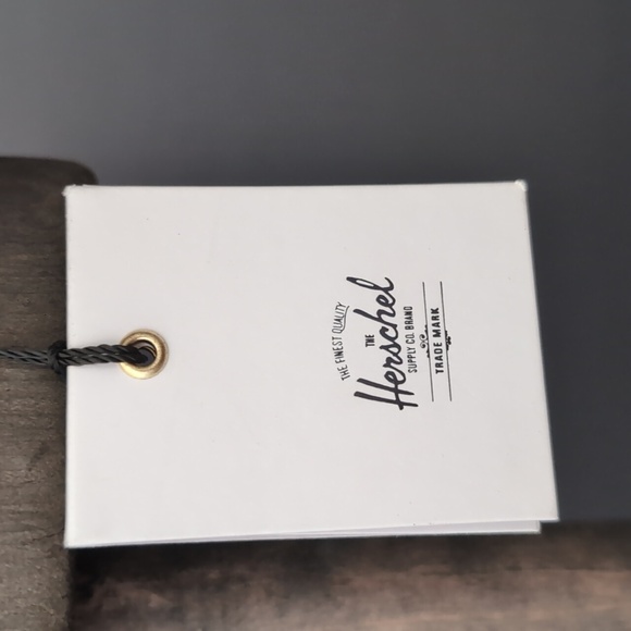 Hershal ,Whaler, Mesh,Soft Brim NWT, Women's Pink Trucker Hat. - Picture 6 of 10